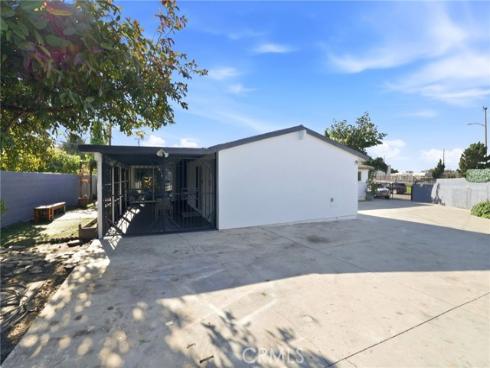 405 S Clara  , Santa Ana, CA