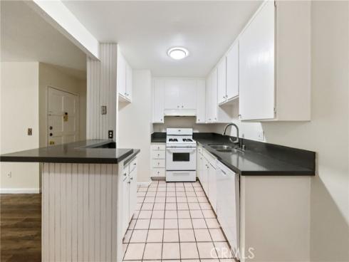 1001 W Macarthur 110 , Santa Ana, CA