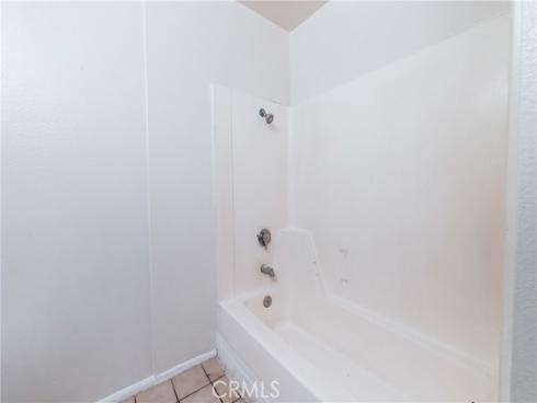 1001 W Macarthur 110 , Santa Ana, CA