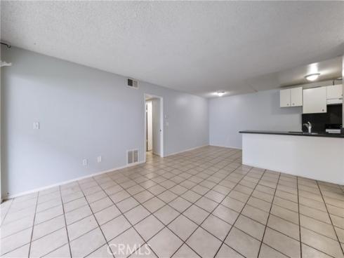 2521 W Sunflower R1 , Santa Ana, CA
