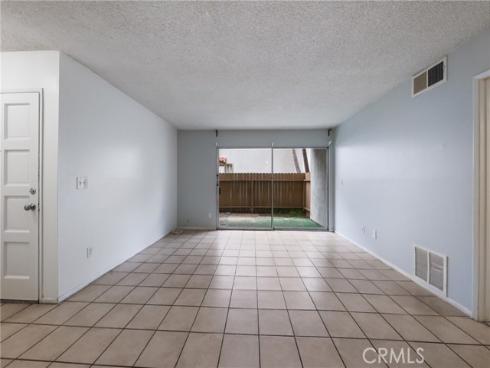 2521 W Sunflower R1 , Santa Ana, CA