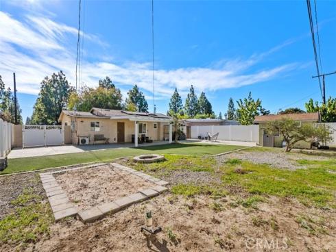 4529 W Flight Avenue  , Santa Ana, CA