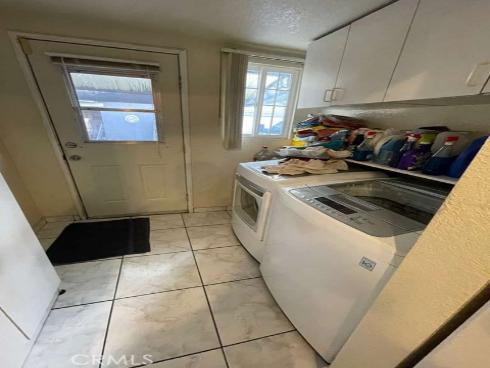 326 E Bishop  , Santa Ana, CA