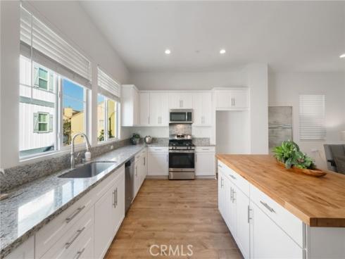 612 W Tribella   Court, Santa Ana, CA