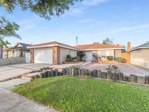 2618 S Pacific Avenue, Santa Ana, CA