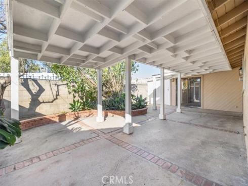 2618 S Pacific Avenue, Santa Ana, CA