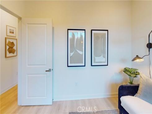 1814  E 1st  350  Street, Santa Ana, CA