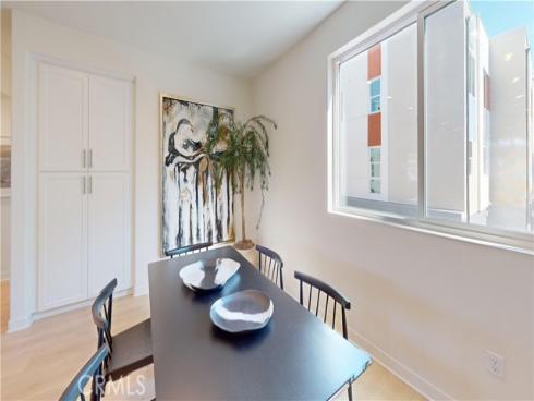 1814  E 1st  350  Street, Santa Ana, CA