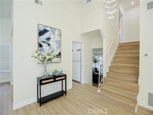 2301 W Manly  , Santa Ana, CA