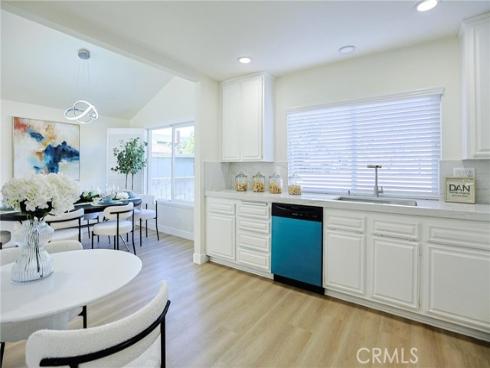 2301 W Manly  , Santa Ana, CA