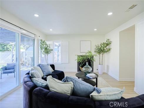 2301 W Manly  , Santa Ana, CA