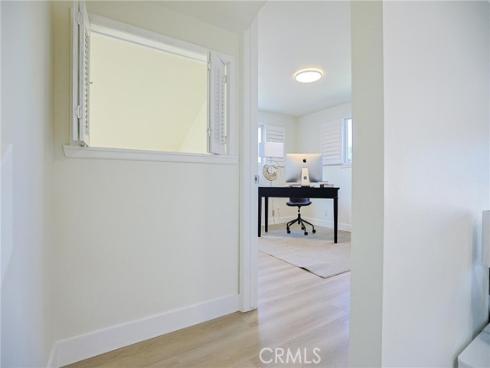 2301 W Manly  , Santa Ana, CA