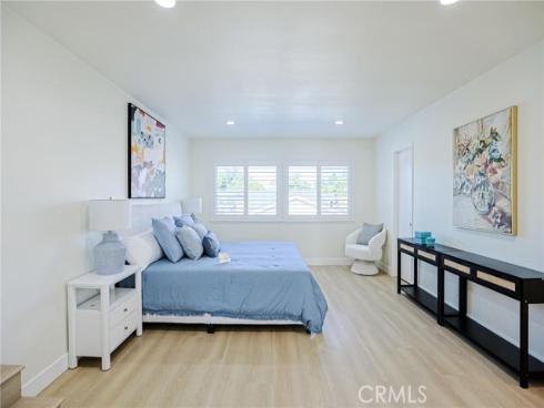 2301 W Manly  , Santa Ana, CA