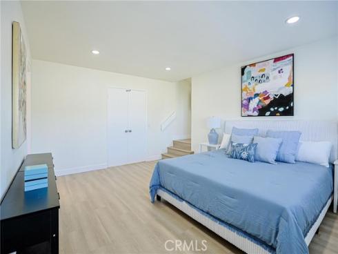 2301 W Manly  , Santa Ana, CA