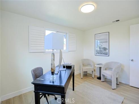 2301 W Manly  , Santa Ana, CA