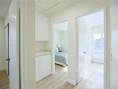 2301 W Manly  , Santa Ana, CA