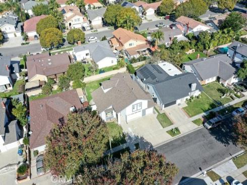 2301 W Manly  , Santa Ana, CA