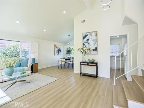 2301 W Manly  , Santa Ana, CA