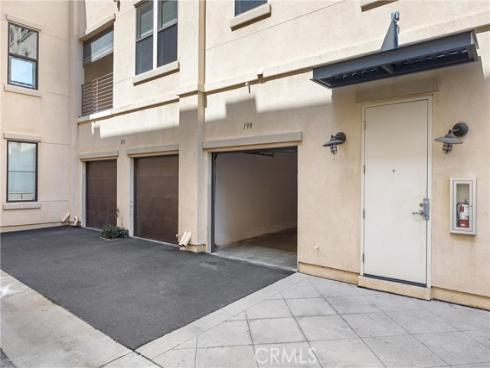 190 W 3rd , Santa Ana, CA