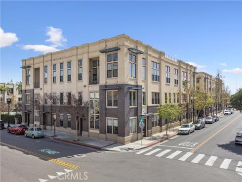 190 W 3rd  , Santa Ana, CA