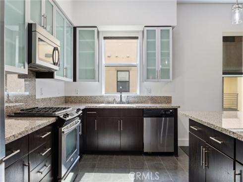 190 W 3rd , Santa Ana, CA