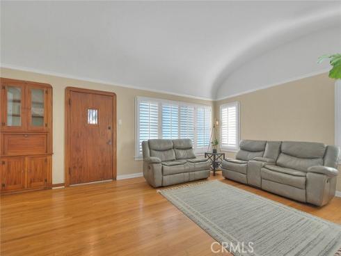 1114 S Birch , Santa Ana, CA