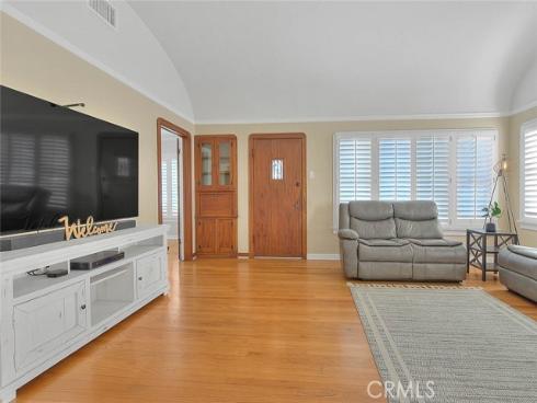 1114 S Birch , Santa Ana, CA