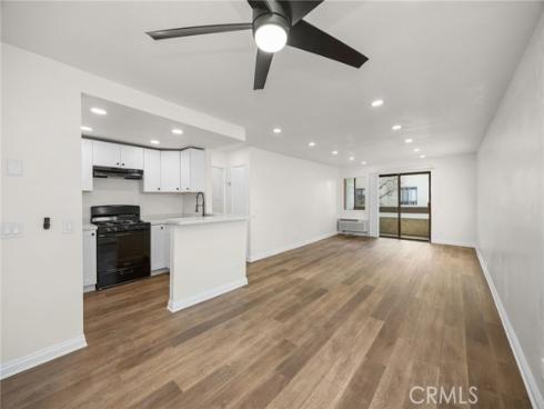 600 W. 3rd Street B205