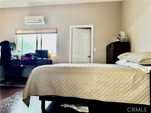 3913 W Hazard D , Santa Ana, CA