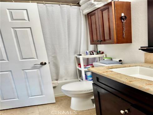 3913 W Hazard D , Santa Ana, CA