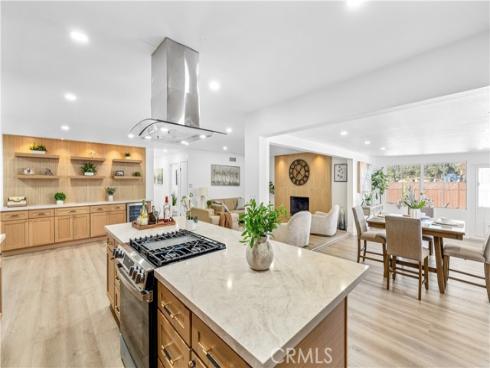 2029 W Flora  , Santa Ana, CA