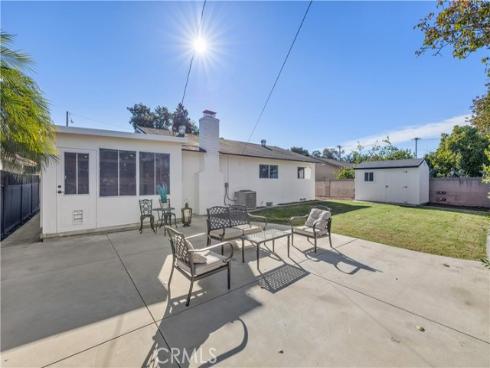 2029 W Flora  , Santa Ana, CA