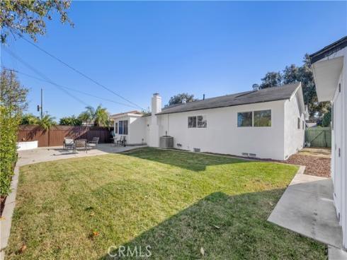 2029 W Flora  , Santa Ana, CA