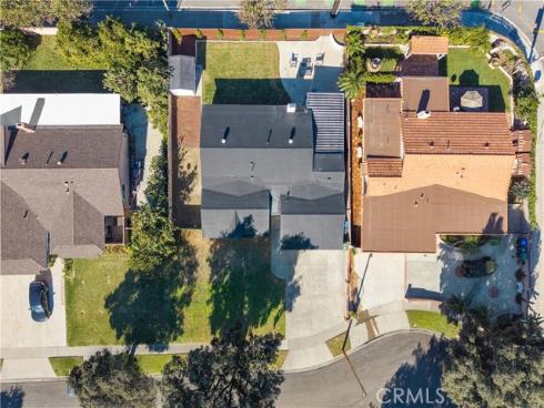 2029 W Flora  , Santa Ana, CA