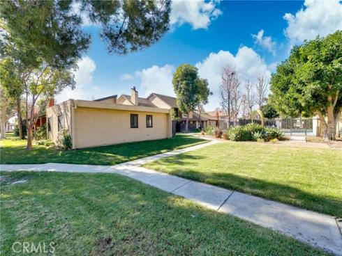 1709  Park Glen  D  Circle, Santa Ana, CA