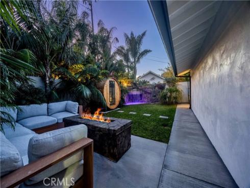 1711  Sirrine  , Santa Ana, CA