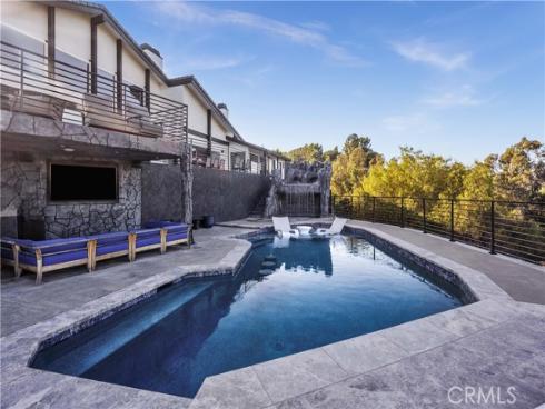 1711  Sirrine  , Santa Ana, CA