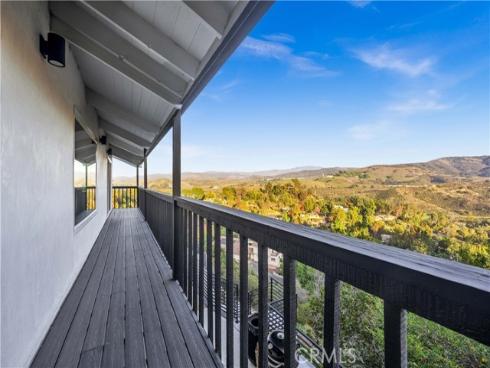 1711  Sirrine  , Santa Ana, CA