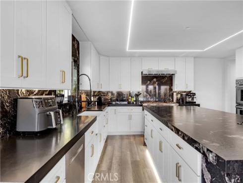 1711  Sirrine  , Santa Ana, CA