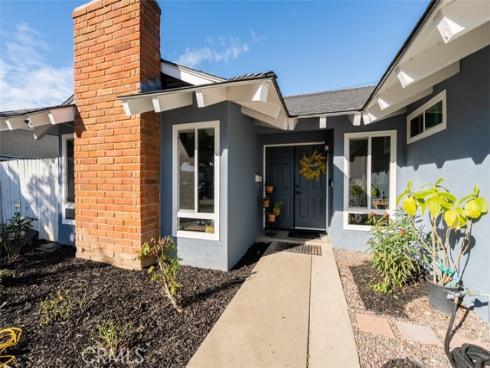 1913 W Adams , Santa Ana, CA