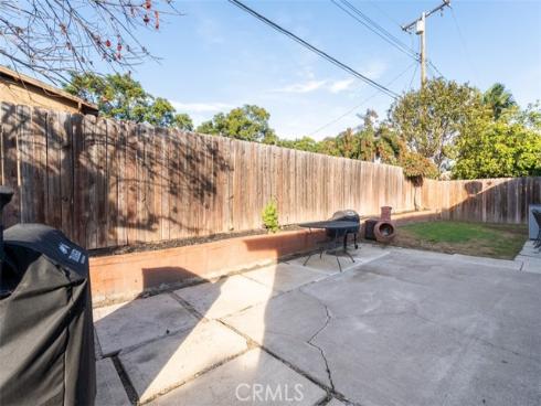 1913 W Adams , Santa Ana, CA