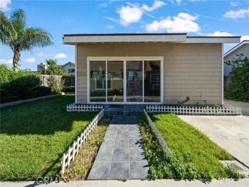 3105  S. Artesia St  , Santa Ana, CA