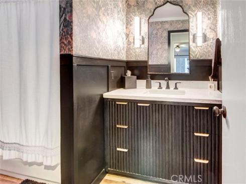 1062  Cabrillo Park  C , Santa Ana, CA