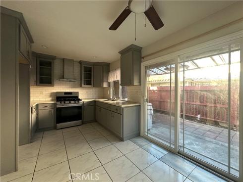 3927 W Mcfadden Ave  B , Santa Ana, CA