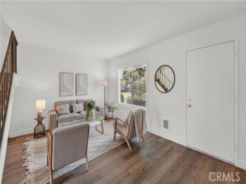 461 W Alton  C , Santa Ana, CA