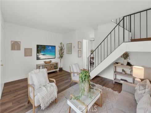 461 W Alton  C , Santa Ana, CA