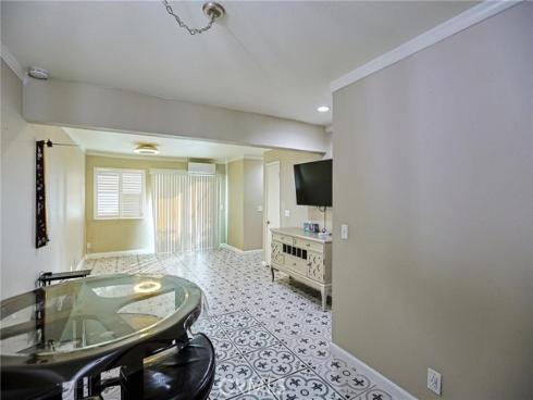 631 N Bristol  62 , Santa Ana, CA