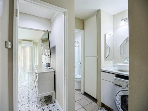 631 N Bristol  62 , Santa Ana, CA