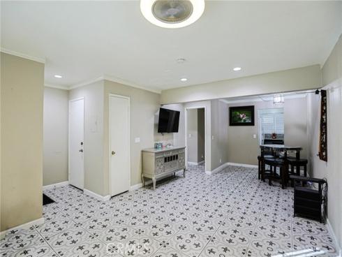 631 N Bristol  62 , Santa Ana, CA