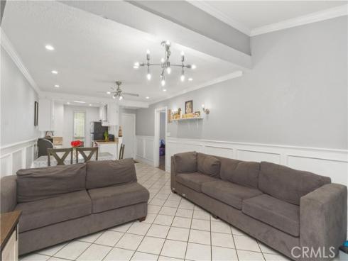 1000 W Macarthur  18  Boulevard, Santa Ana, CA